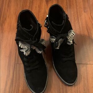 Gently use Women KURT GEIGER  Sutton combat bow boot Rhinestone black